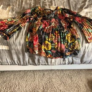 Spense, Small, floral.